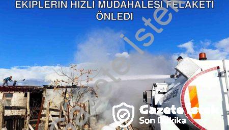 Seyitömer’de Korkutan Ahır Yangını: Ekiplerin Hızlı Müdahalesi Felaketi Önledi